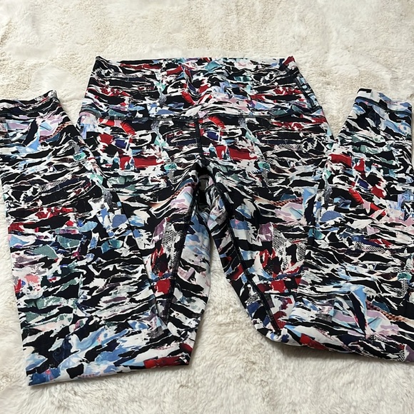 Lululemon Wunder Under Hi-Rise Tight (Full-On Luxtreme
Culture Clash Multi Black - Picture 6 of 8